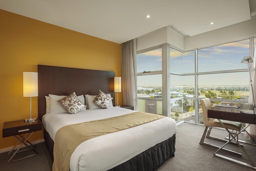 Quest Caroline Springs Aparthotel Exterior photo