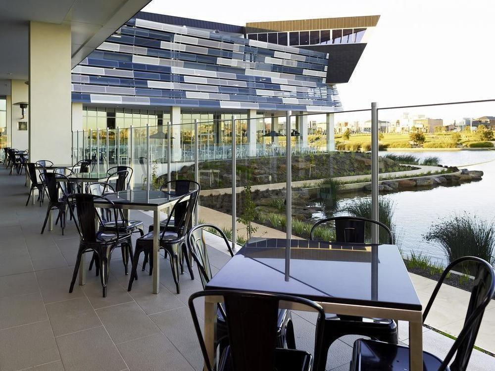 Quest Caroline Springs Aparthotel Exterior photo